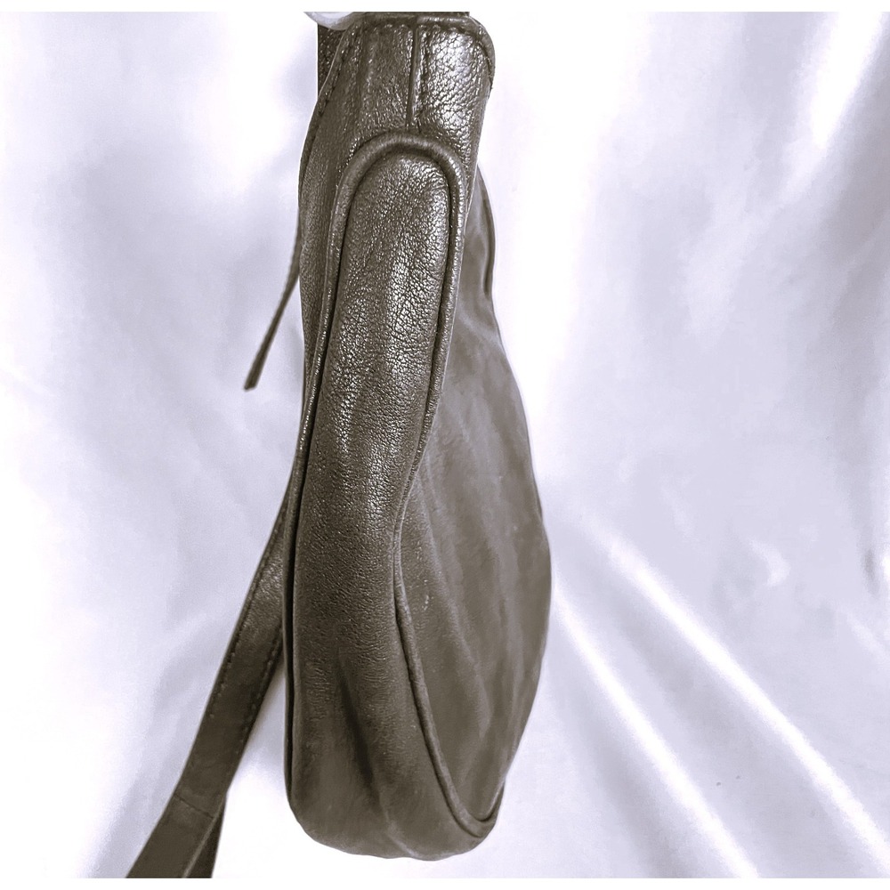 Frye Black Leather Cross Body Purse Pre-Owned 10" x9" - Picture 9 of 10